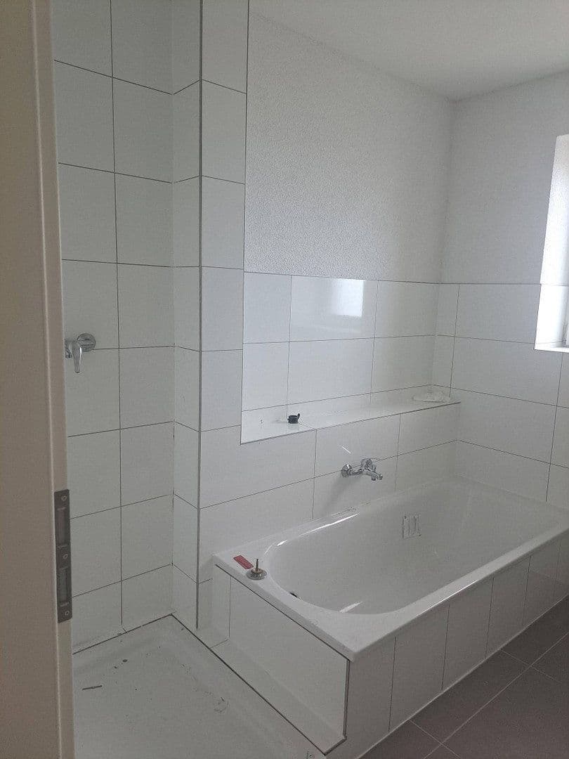 Pronájem bytu 4+1 112 m², Weinstr. 59, Bockenheim an der Weinstraße, Porýní-Falc Pronájem bytu 4+1 112 m², Weinstr. 59, Bockenheim an der Weinstraße, Porýní-Falc