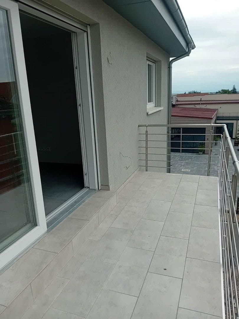 Pronájem bytu 4+1 112 m², Weinstr. 59, Bockenheim an der Weinstraße, Porýní-Falc Pronájem bytu 4+1 112 m², Weinstr. 59, Bockenheim an der Weinstraße, Porýní-Falc