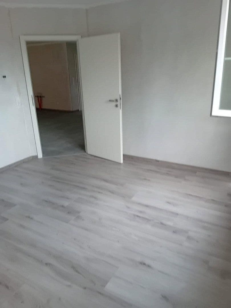 Pronájem bytu 4+1 112 m², Weinstr. 59, Bockenheim an der Weinstraße, Porýní-Falc Pronájem bytu 4+1 112 m², Weinstr. 59, Bockenheim an der Weinstraße, Porýní-Falc