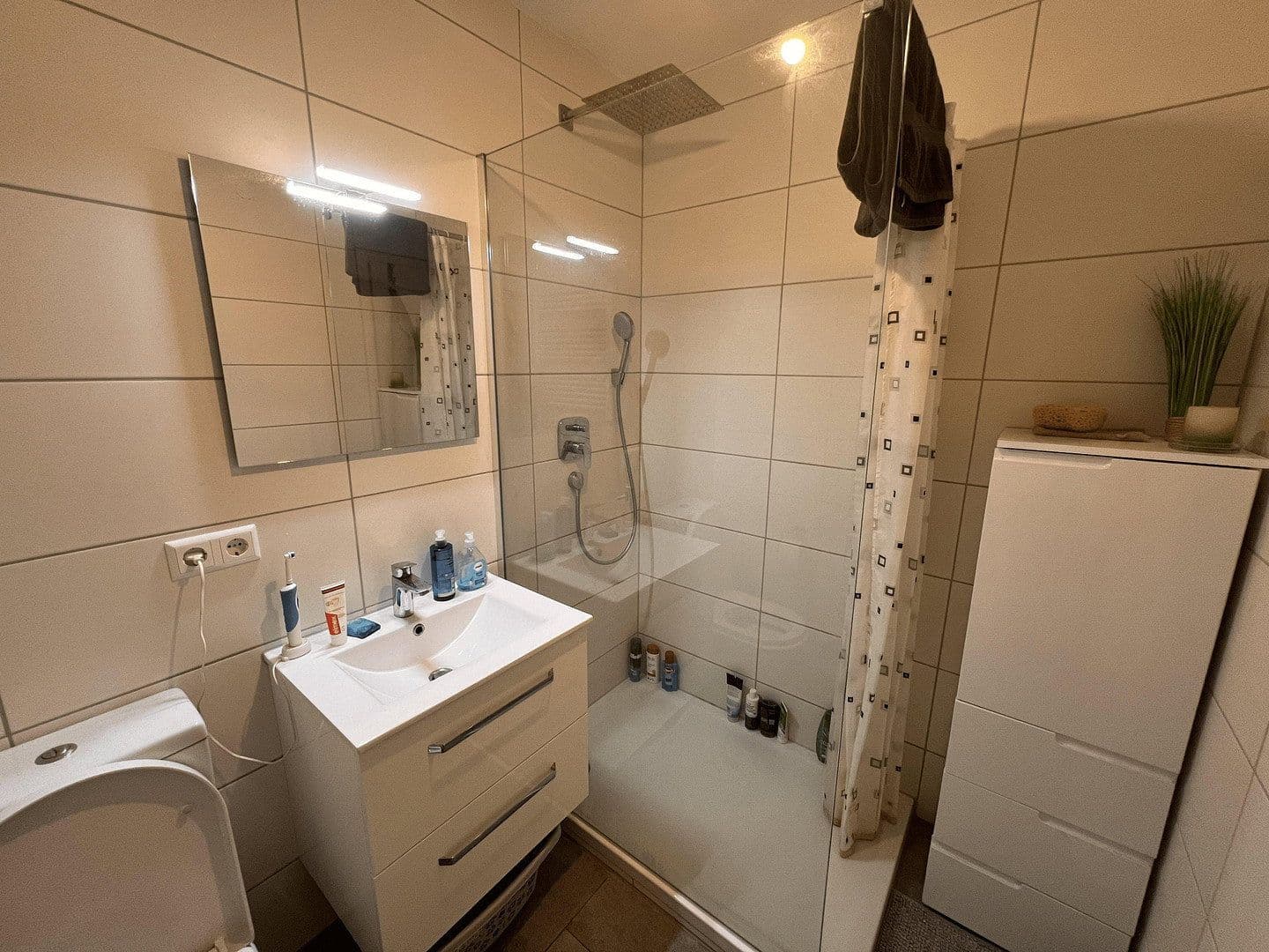 Pronájem bytu 1+1 33 m², Meisenweg 30, Leinfelden-Echterdingen, Bádensko-Württembersko Pronájem bytu 1+1 33 m², Meisenweg 30, Leinfelden-Echterdingen, Bádensko-Württembersko