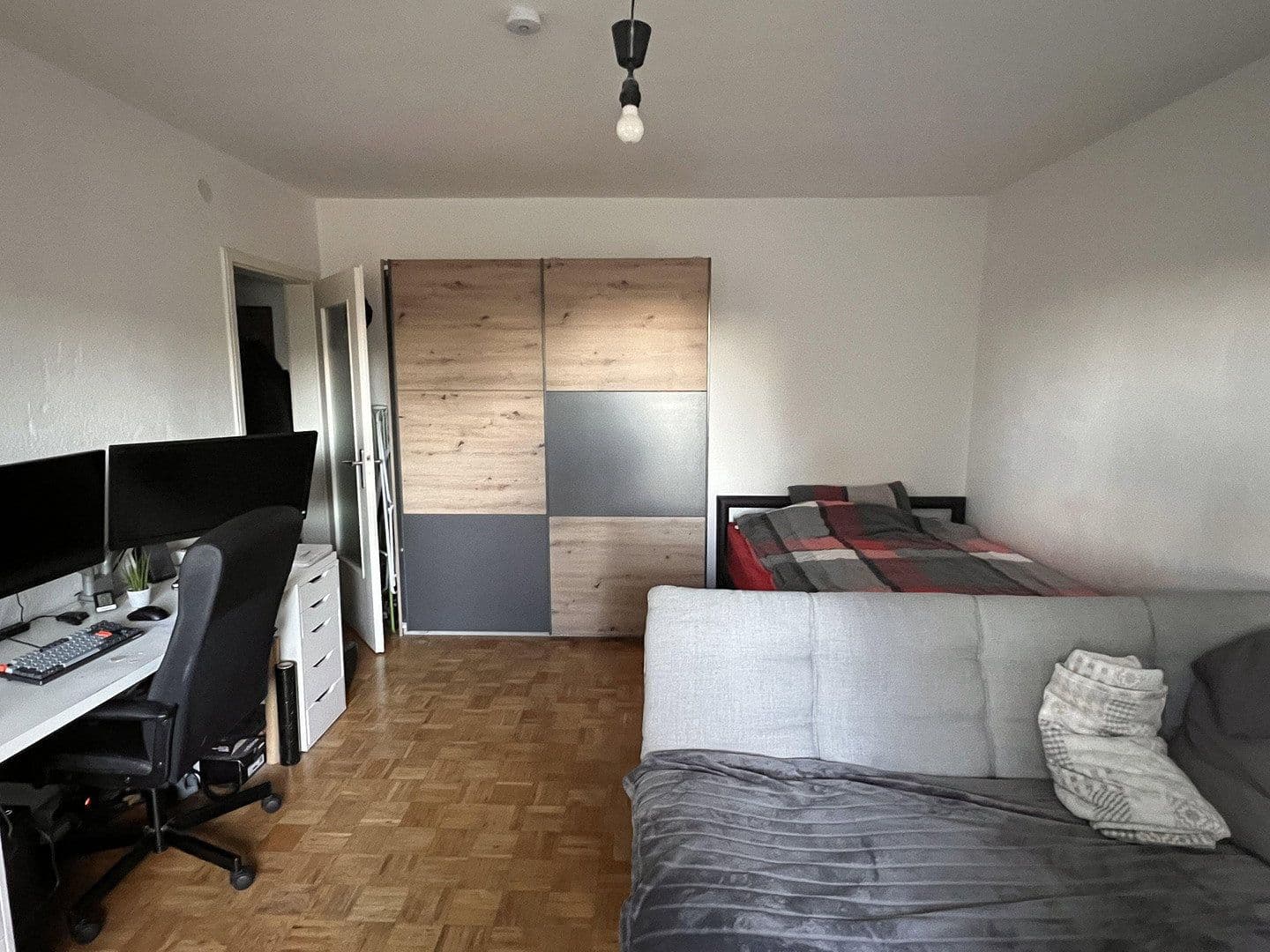 Pronájem bytu 1+1 33 m², Meisenweg 30, Leinfelden-Echterdingen, Bádensko-Württembersko Pronájem bytu 1+1 33 m², Meisenweg 30, Leinfelden-Echterdingen, Bádensko-Württembersko