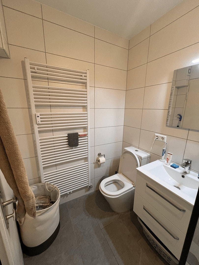 Pronájem bytu 1+1 33 m², Meisenweg 30, Leinfelden-Echterdingen, Bádensko-Württembersko Pronájem bytu 1+1 33 m², Meisenweg 30, Leinfelden-Echterdingen, Bádensko-Württembersko