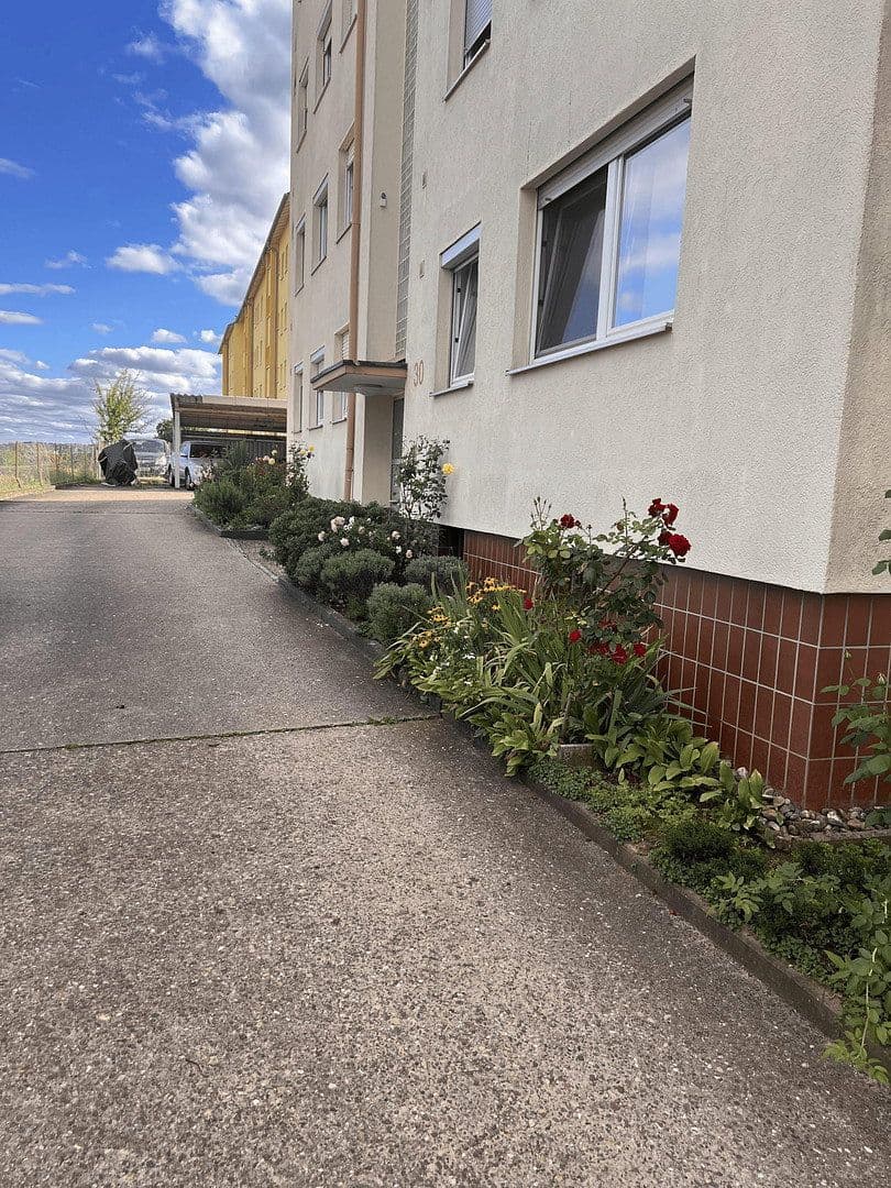 Pronájem bytu 1+1 33 m², Meisenweg 30, Leinfelden-Echterdingen, Bádensko-Württembersko Pronájem bytu 1+1 33 m², Meisenweg 30, Leinfelden-Echterdingen, Bádensko-Württembersko