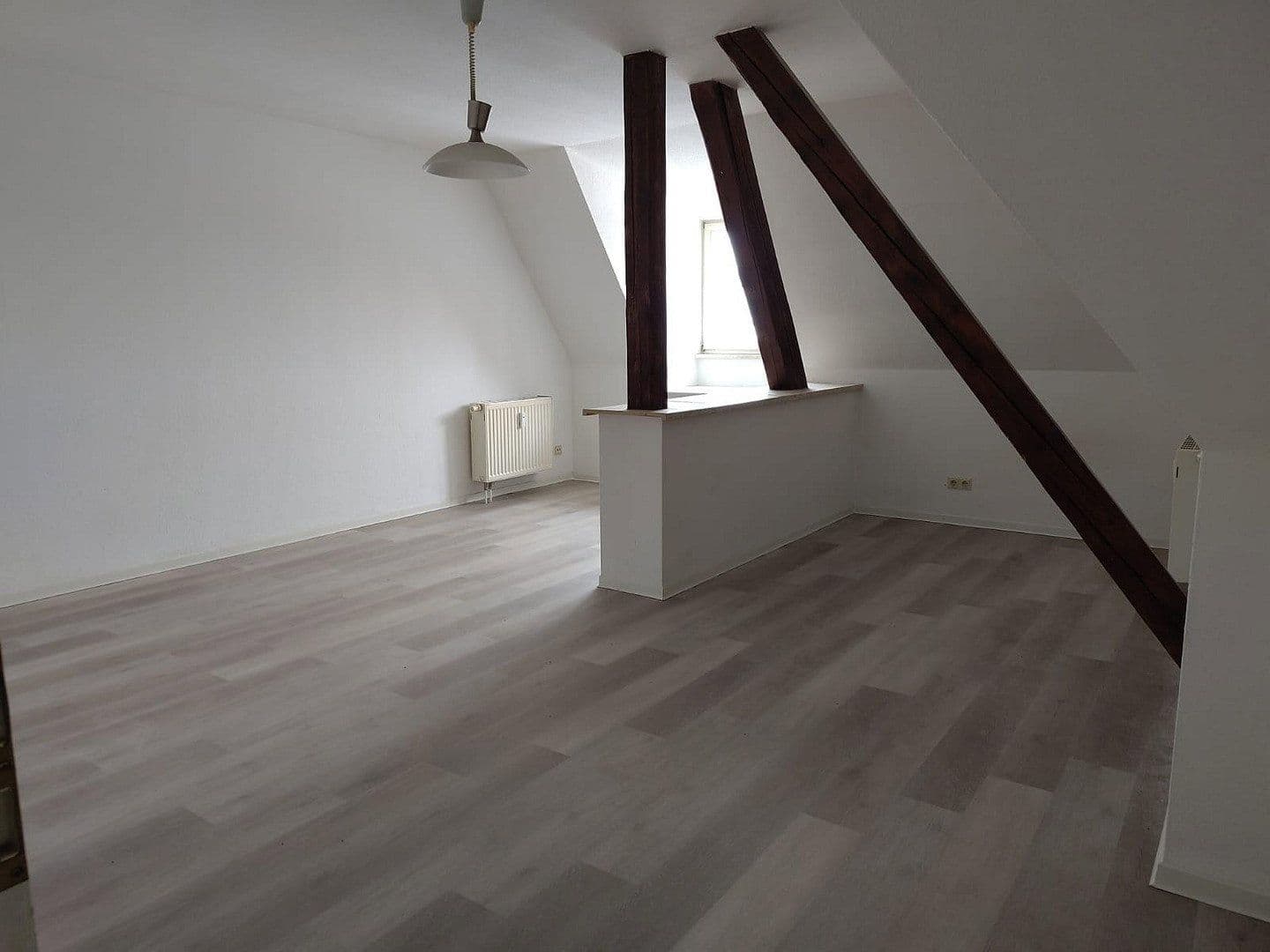 Pronájem bytu 1+1 58 m², Käthe-Kollwitz-Straße 1, Nordhausen, Durynsko Pronájem bytu 1+1 58 m², Käthe-Kollwitz-Straße 1, Nordhausen, Durynsko
