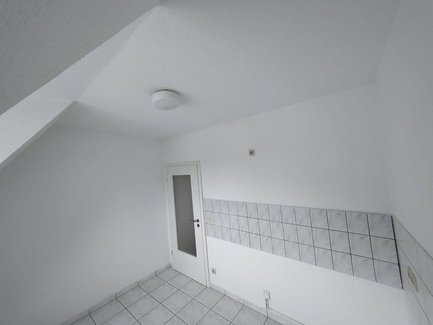 Pronájem bytu 1+1 58 m², Käthe-Kollwitz-Straße 1, Nordhausen, Durynsko Pronájem bytu 1+1 58 m², Käthe-Kollwitz-Straße 1, Nordhausen, Durynsko
