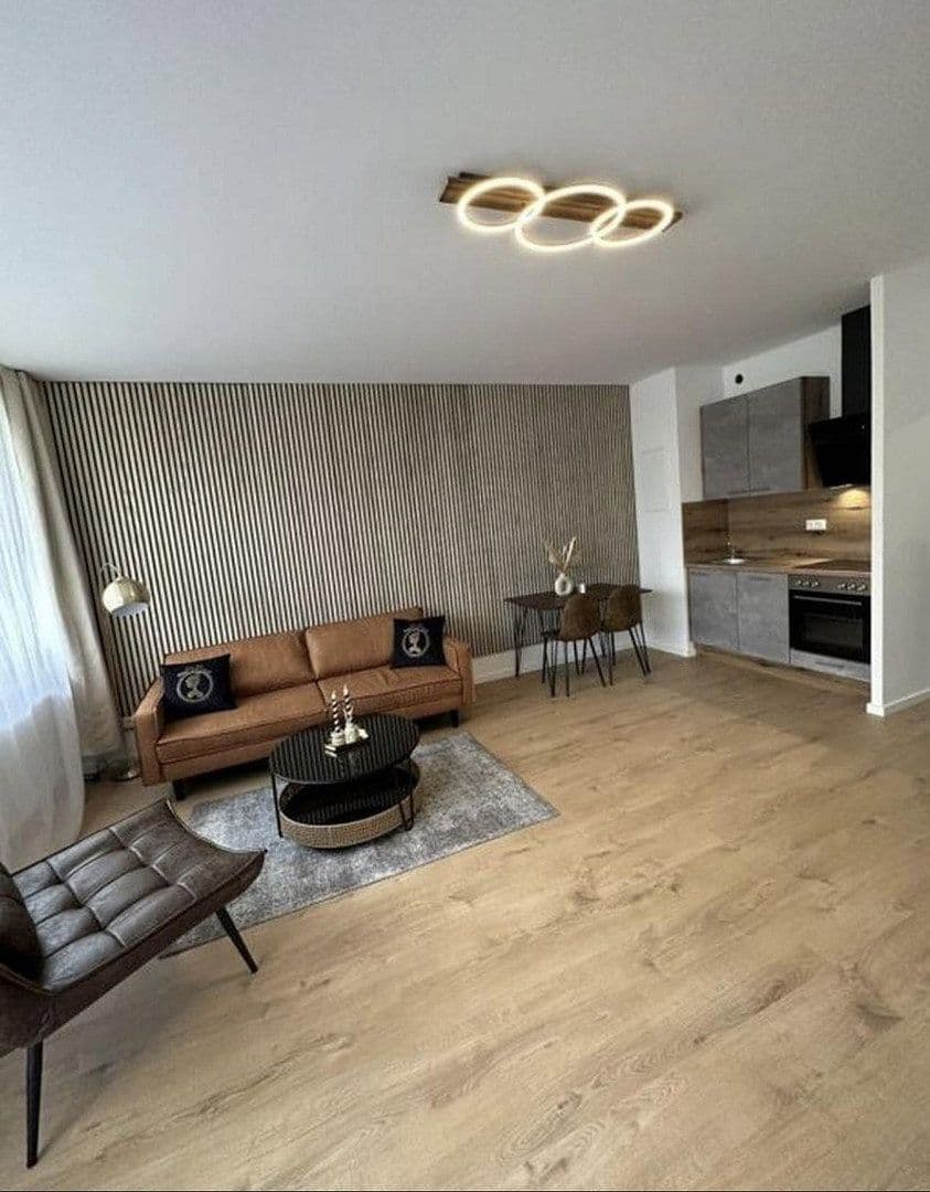 Pronájem bytu 1+1 45 m², Landsberger Straße 425, München, Bavorsko Pronájem bytu 1+1 45 m², Landsberger Straße 425, München, Bavorsko
