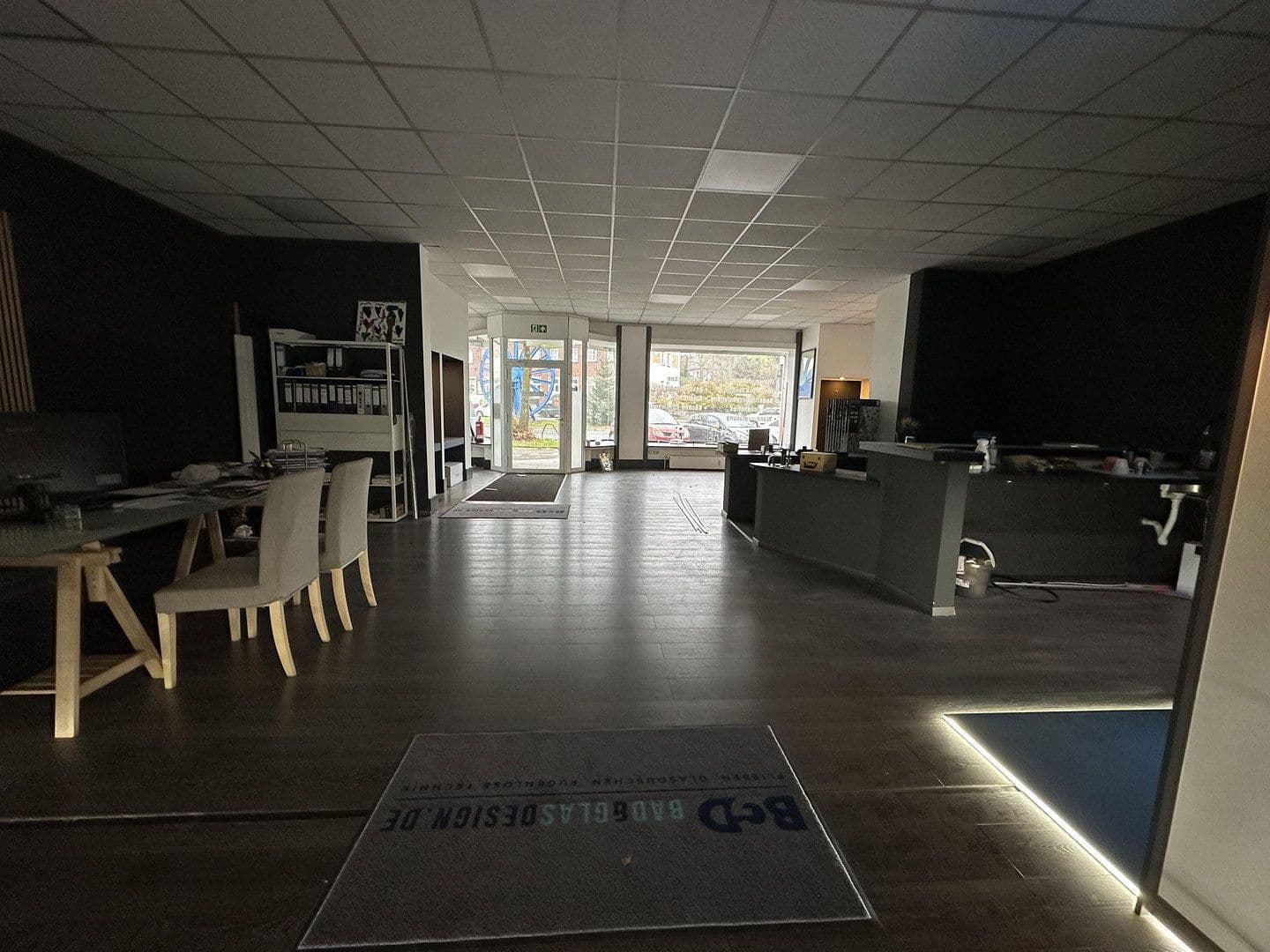 Pronájem nebytového prostoru 313 m², Krayer Straße 197, Essen, Severní Porýní-Vestfálsko Pronájem nebytového prostoru 313 m², Krayer Straße 197, Essen, Severní Porýní-Vestfálsko