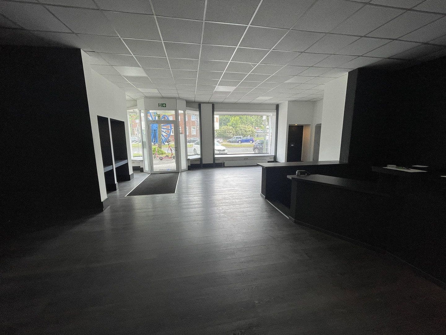 Pronájem nebytového prostoru 313 m², Krayer Straße 197, Essen, Severní Porýní-Vestfálsko Pronájem nebytového prostoru 313 m², Krayer Straße 197, Essen, Severní Porýní-Vestfálsko