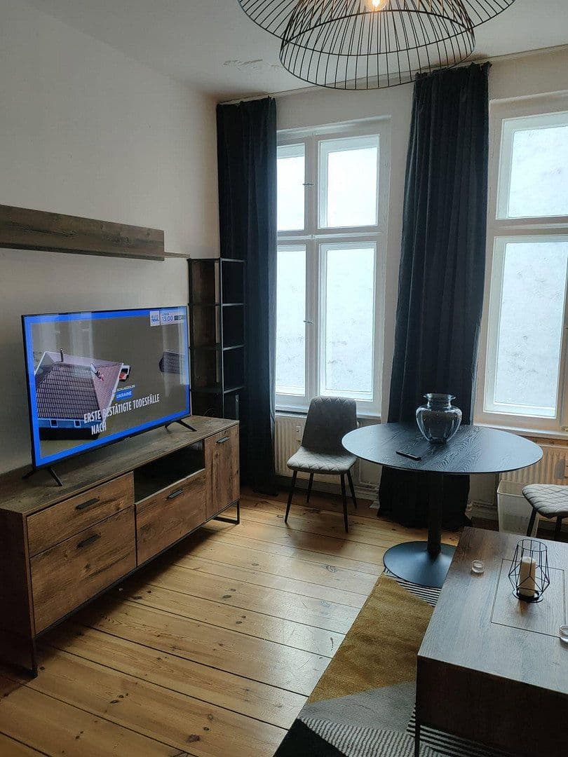 Pronájem bytu 1+1 38 m², Adresse Pettenkoferstraße 7, Friedrichshain, Berlín Pronájem bytu 1+1 38 m², Adresse Pettenkoferstraße 7, Friedrichshain, Berlín