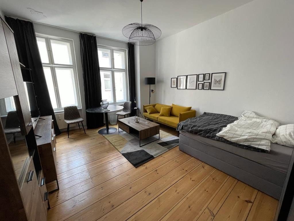 Pronájem bytu 1+1 38 m², Adresse Pettenkoferstraße 7, Friedrichshain, Berlín Pronájem bytu 1+1 38 m², Adresse Pettenkoferstraße 7, Friedrichshain, Berlín