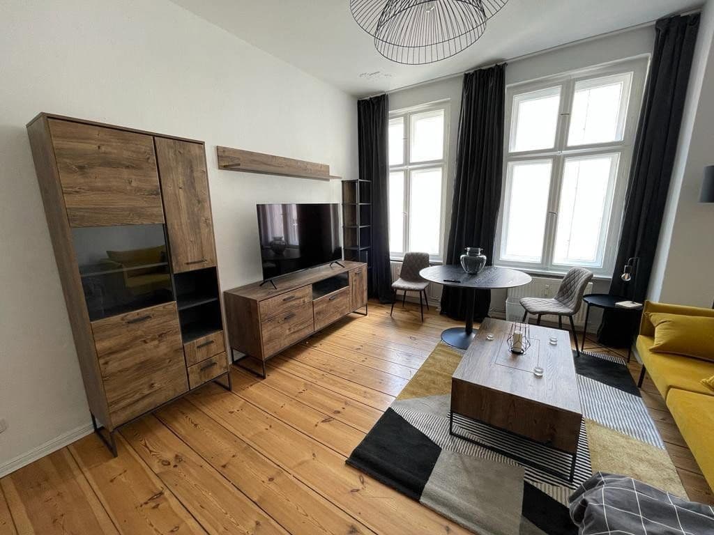 Pronájem bytu 1+1 38 m², Adresse Pettenkoferstraße 7, Friedrichshain, Berlín Pronájem bytu 1+1 38 m², Adresse Pettenkoferstraße 7, Friedrichshain, Berlín