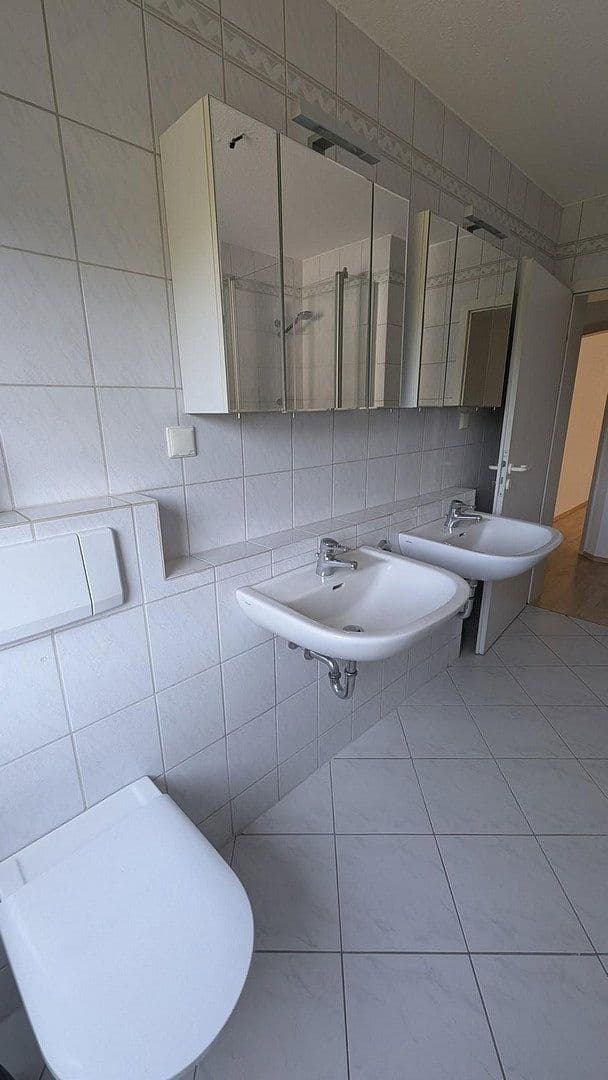 Pronájem bytu 4+1 96 m², Dreieich, Hessen Pronájem bytu 4+1 96 m², Dreieich, Hessen