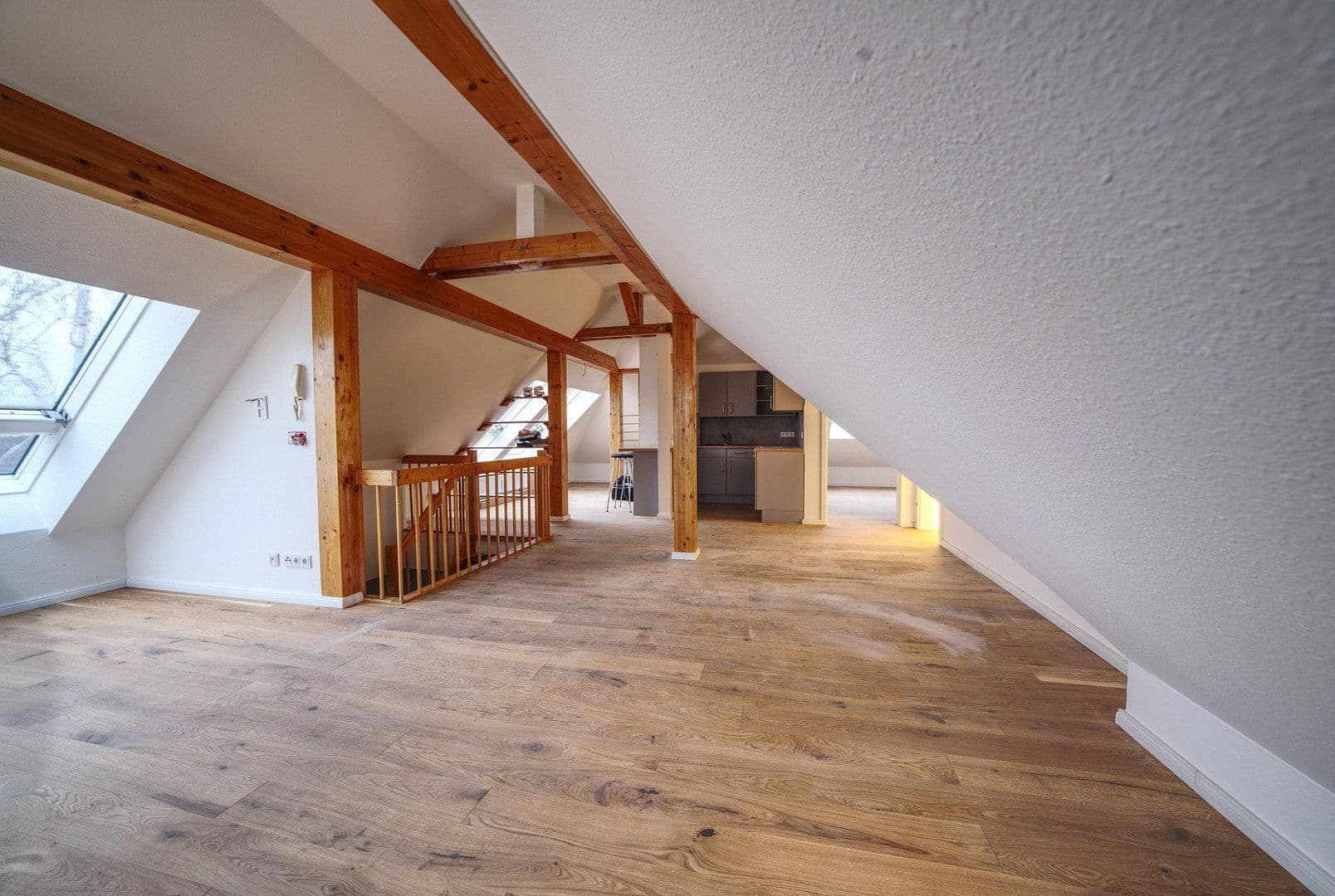 Pronájem bytu 2+1 70 m², Lutherstraße 23, Cvikov, Sasko Pronájem bytu 2+1 70 m², Lutherstraße 23, Cvikov, Sasko