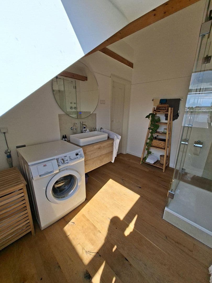 Pronájem bytu 2+1 70 m², Lutherstraße 23, Cvikov, Sasko Pronájem bytu 2+1 70 m², Lutherstraße 23, Cvikov, Sasko