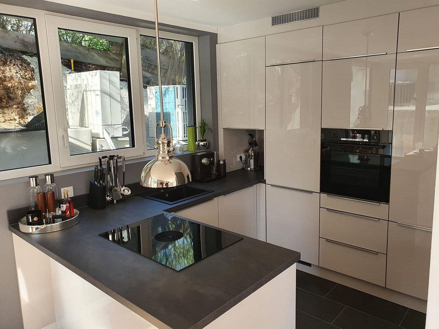 Pronájem domu 171 m², pozemek 604 m², Bad Kreuznach, Porýní-Falc Pronájem domu 171 m², pozemek 604 m², Bad Kreuznach, Porýní-Falc