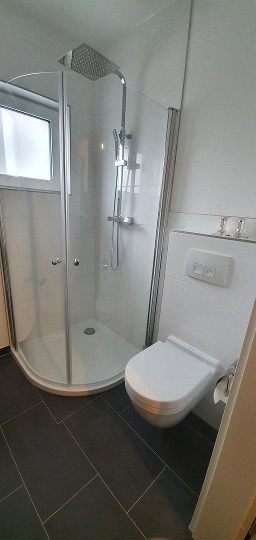 Pronájem domu 171 m², pozemek 604 m², Bad Kreuznach, Porýní-Falc Pronájem domu 171 m², pozemek 604 m², Bad Kreuznach, Porýní-Falc