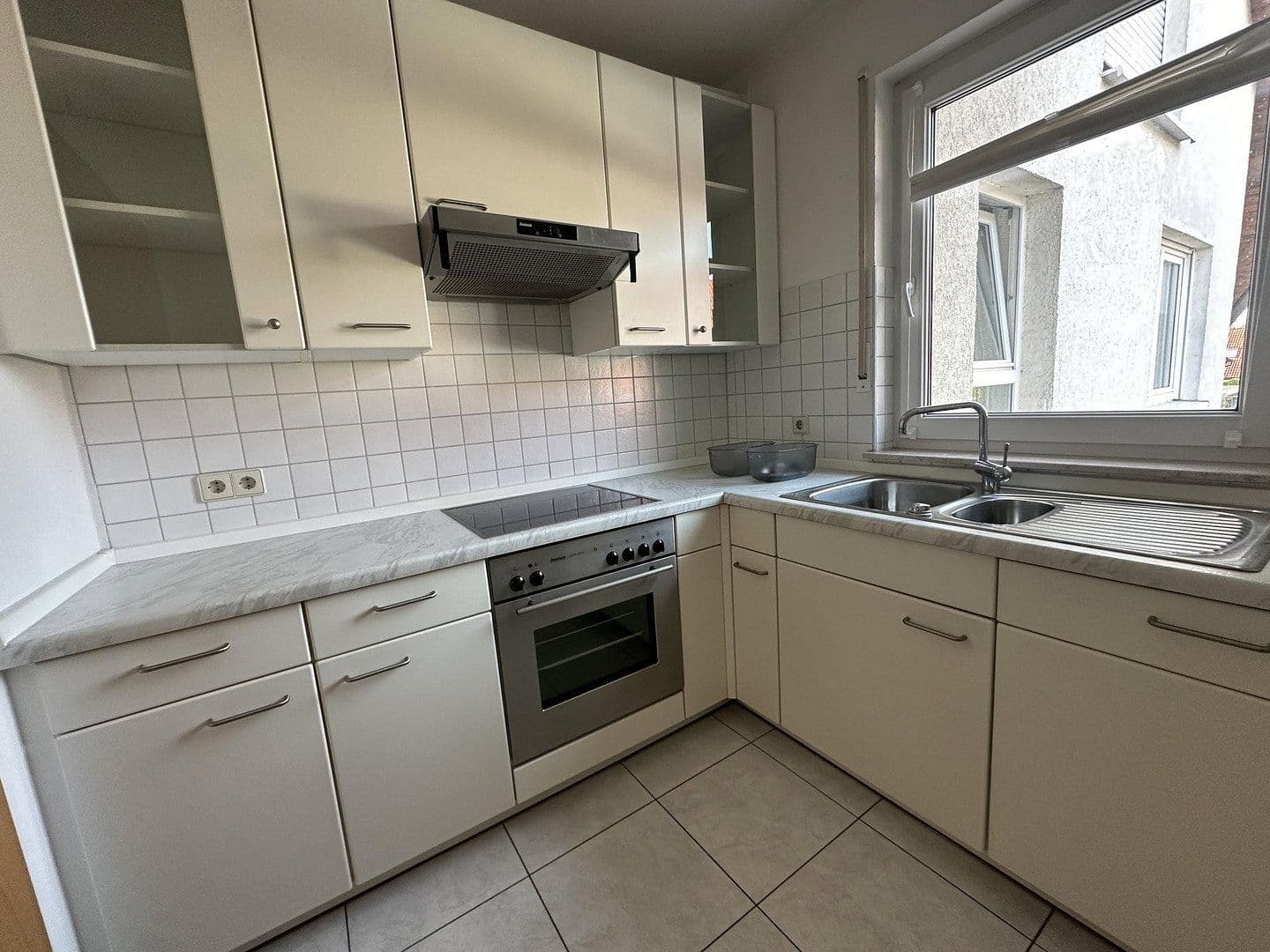 Pronájem bytu 3+1 104 m², Brackenheim, Bádensko-Württembersko Pronájem bytu 3+1 104 m², Brackenheim, Bádensko-Württembersko