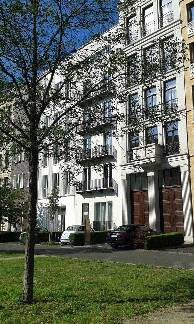 Pronájem bytu 1+1 85 m², Caroline-von-Humboldt-Weg 12, Berlin, Berlín Pronájem bytu 1+1 85 m², Caroline-von-Humboldt-Weg 12, Berlin, Berlín