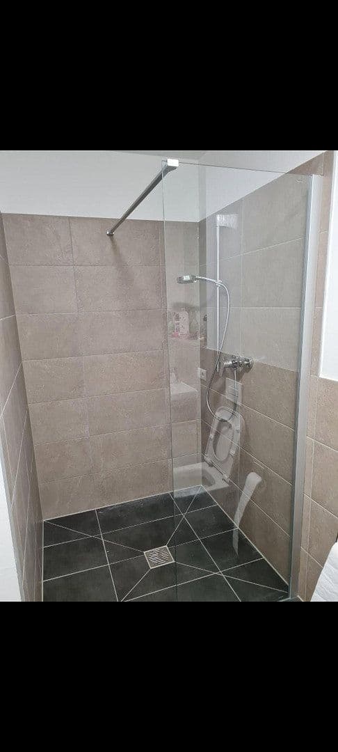 Pronájem bytu 1+1 28 m², Lamprechtstraße 6, Nürnberg, Bavorsko Pronájem bytu 1+1 28 m², Lamprechtstraße 6, Nürnberg, Bavorsko
