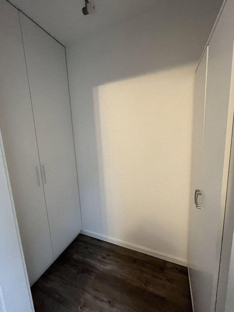 Pronájem bytu 1+1 28 m², Lamprechtstraße 6, Nürnberg, Bavorsko Pronájem bytu 1+1 28 m², Lamprechtstraße 6, Nürnberg, Bavorsko