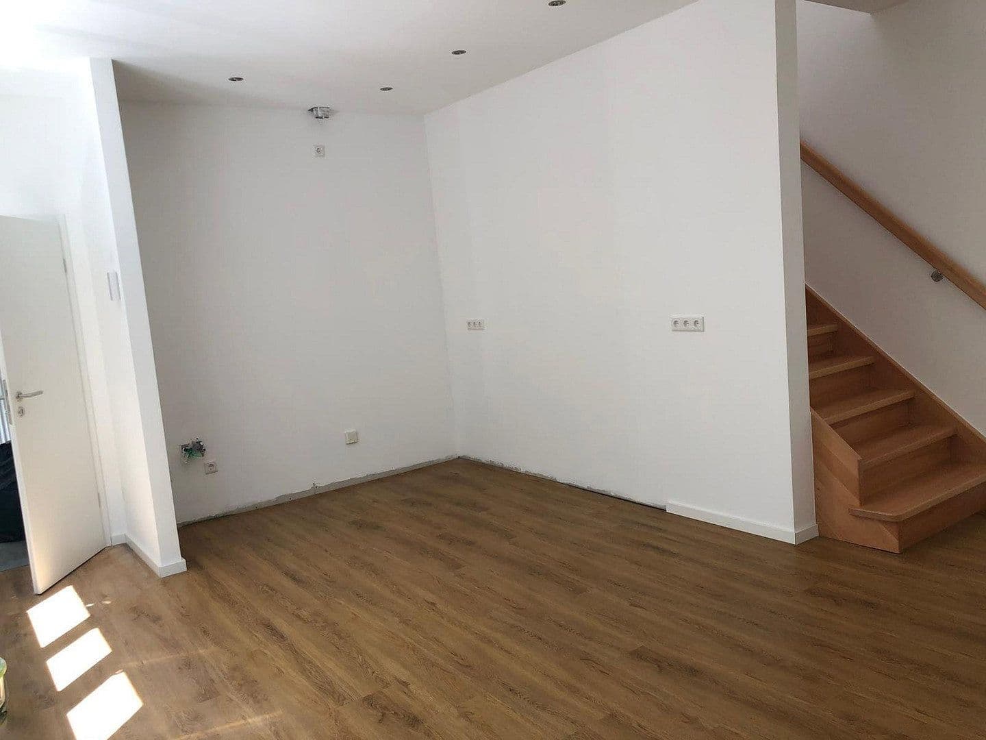 Pronájem bytu 2+1 70 m², Remigiusstr 20, Wuppertal, Severní Porýní-Vestfálsko Pronájem bytu 2+1 70 m², Remigiusstr 20, Wuppertal, Severní Porýní-Vestfálsko