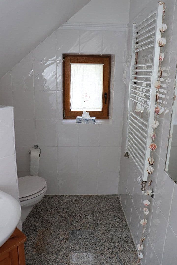 Prodej domu 170 m², pozemek 2.000 m², Kremmen, Braniborsko Prodej domu 170 m², pozemek 2.000 m², Kremmen, Braniborsko