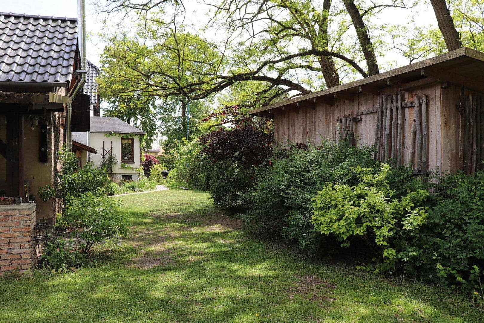 Prodej domu 170 m², pozemek 2.000 m², Kremmen, Braniborsko Prodej domu 170 m², pozemek 2.000 m², Kremmen, Braniborsko