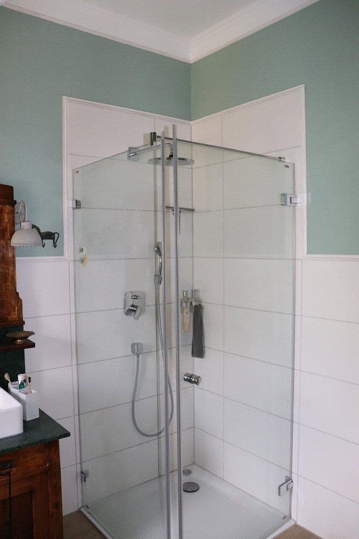 Prodej domu 170 m², pozemek 2.000 m², Kremmen, Braniborsko Prodej domu 170 m², pozemek 2.000 m², Kremmen, Braniborsko