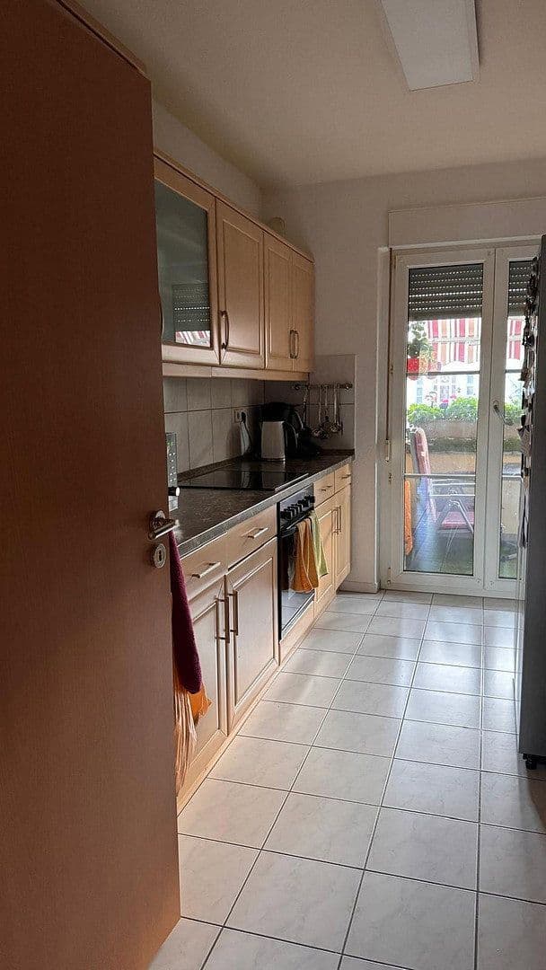 Pronájem bytu 3+1 74 m², Leipzig Großzschocher, Sasko Pronájem bytu 3+1 74 m², Leipzig Großzschocher, Sasko