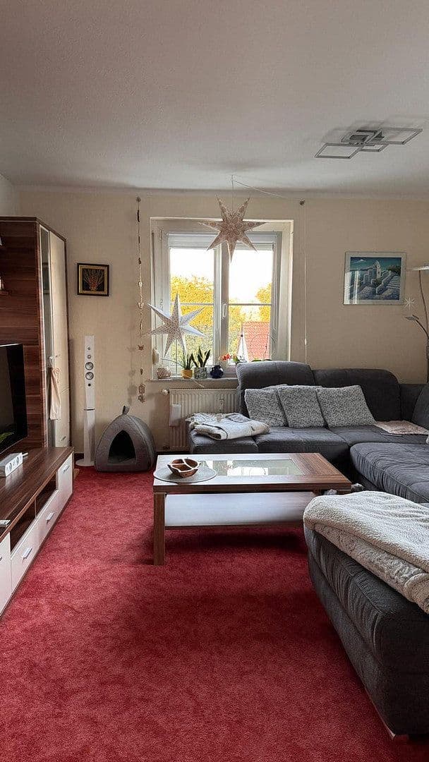 Pronájem bytu 3+1 74 m², Leipzig Großzschocher, Sasko Pronájem bytu 3+1 74 m², Leipzig Großzschocher, Sasko