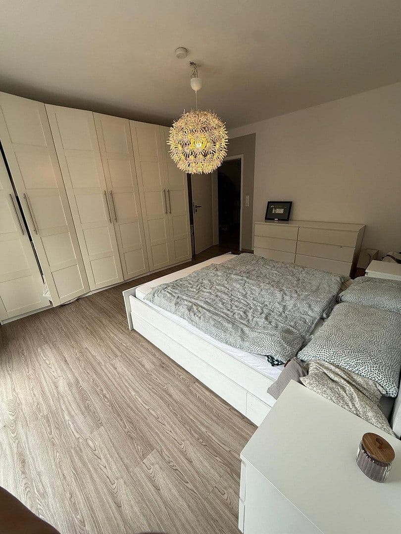 Pronájem bytu 3+1 93 m², Bielefeld (Schildesche), Severní Porýní-Vestfálsko Pronájem bytu 3+1 93 m², Bielefeld (Schildesche), Severní Porýní-Vestfálsko
