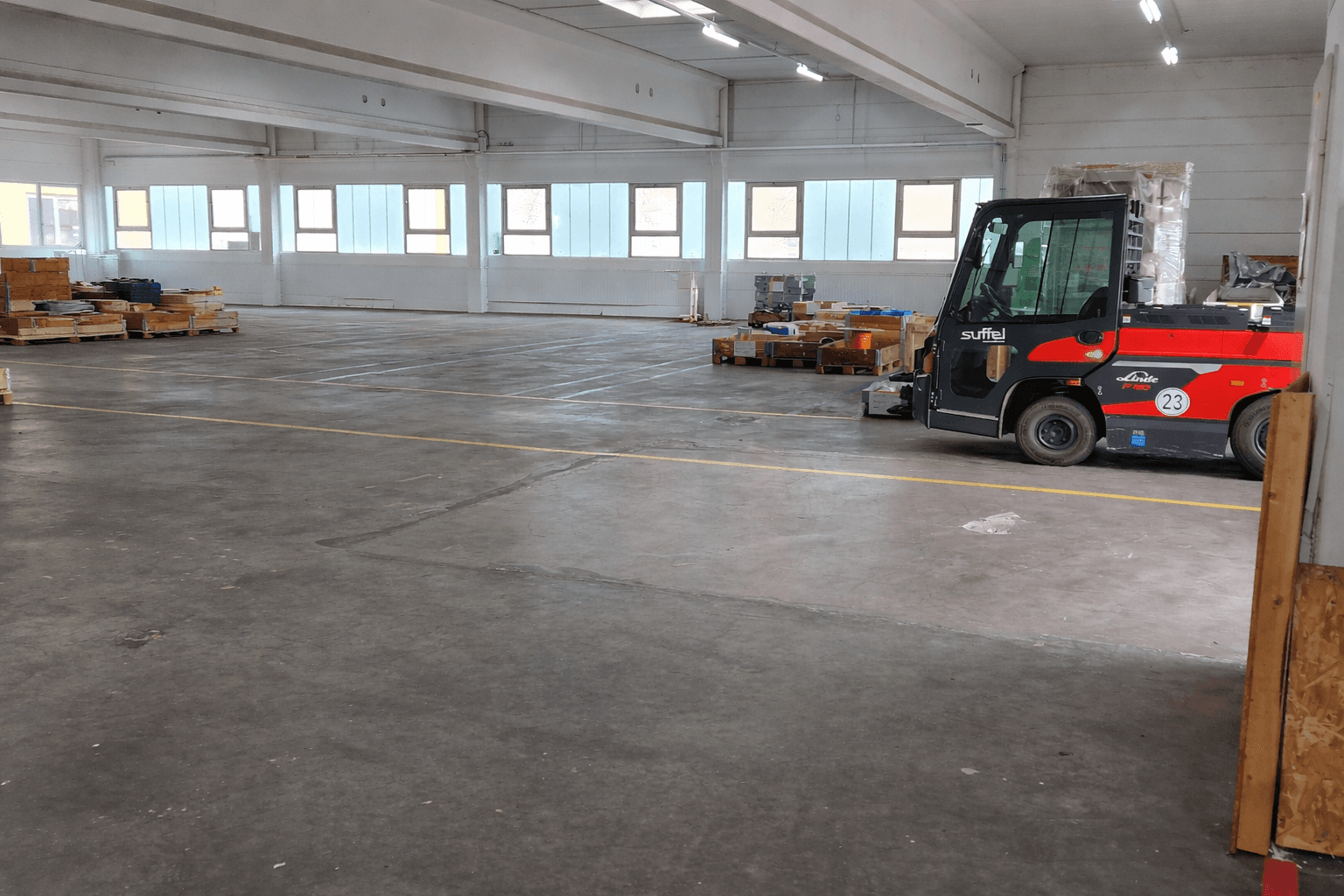 Pronájem nebytového prostoru 2.000 m², Stockstadt am Main, Bavorsko Pronájem nebytového prostoru 2.000 m², Stockstadt am Main, Bavorsko
