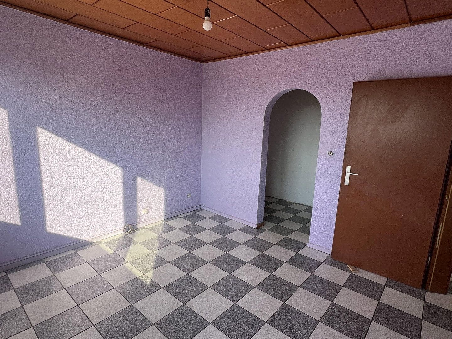 Pronájem bytu 4+1 116 m², Lagerstraße 12, Mannheim, Bádensko-Württembersko Pronájem bytu 4+1 116 m², Lagerstraße 12, Mannheim, Bádensko-Württembersko
