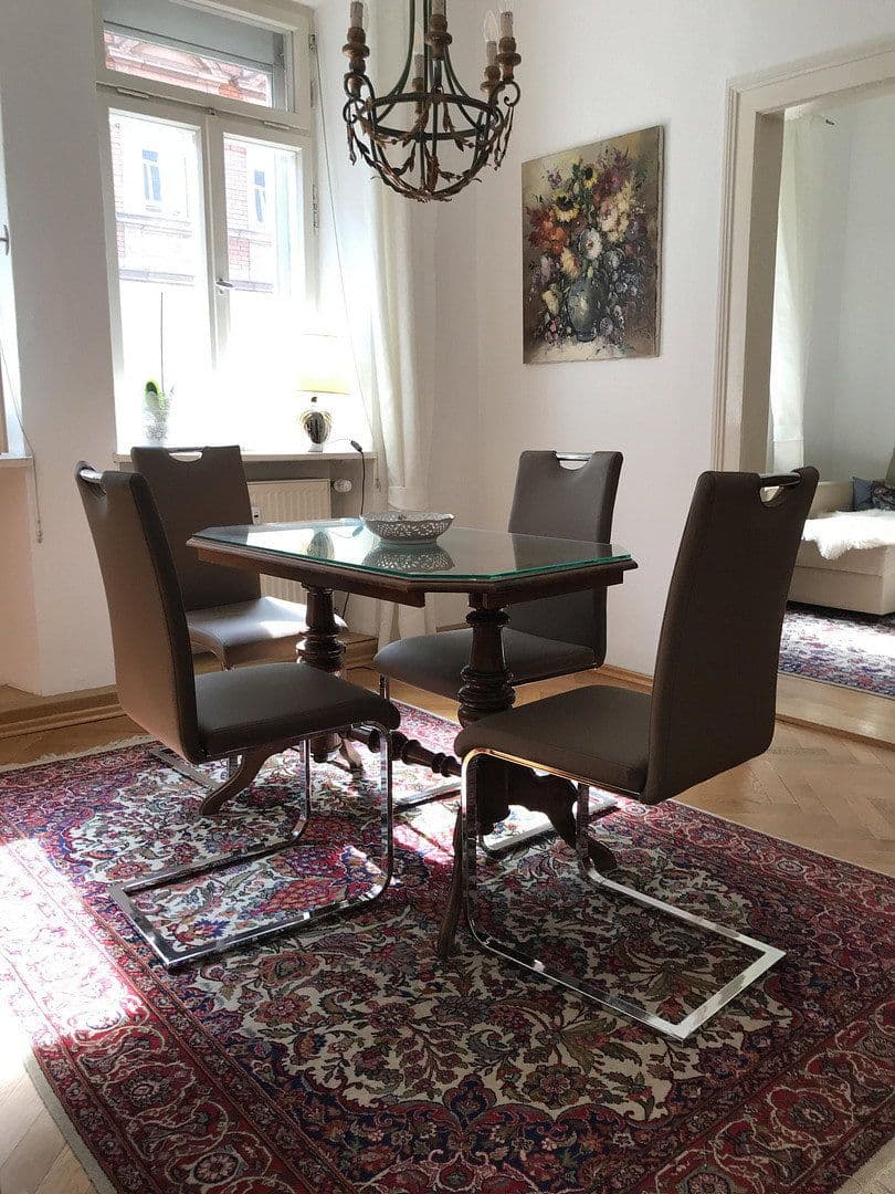 Pronájem bytu 3+1 60 m², Arndtstraße 8, Nürnberg, Bavorsko Pronájem bytu 3+1 60 m², Arndtstraße 8, Nürnberg, Bavorsko