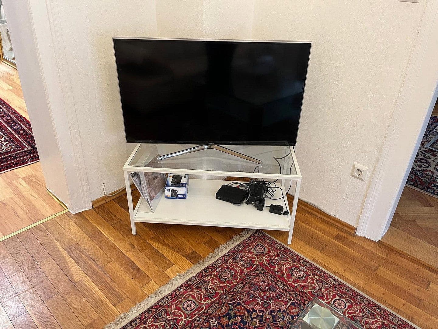 Pronájem bytu 3+1 60 m², Arndtstraße 8, Nürnberg, Bavorsko Pronájem bytu 3+1 60 m², Arndtstraße 8, Nürnberg, Bavorsko