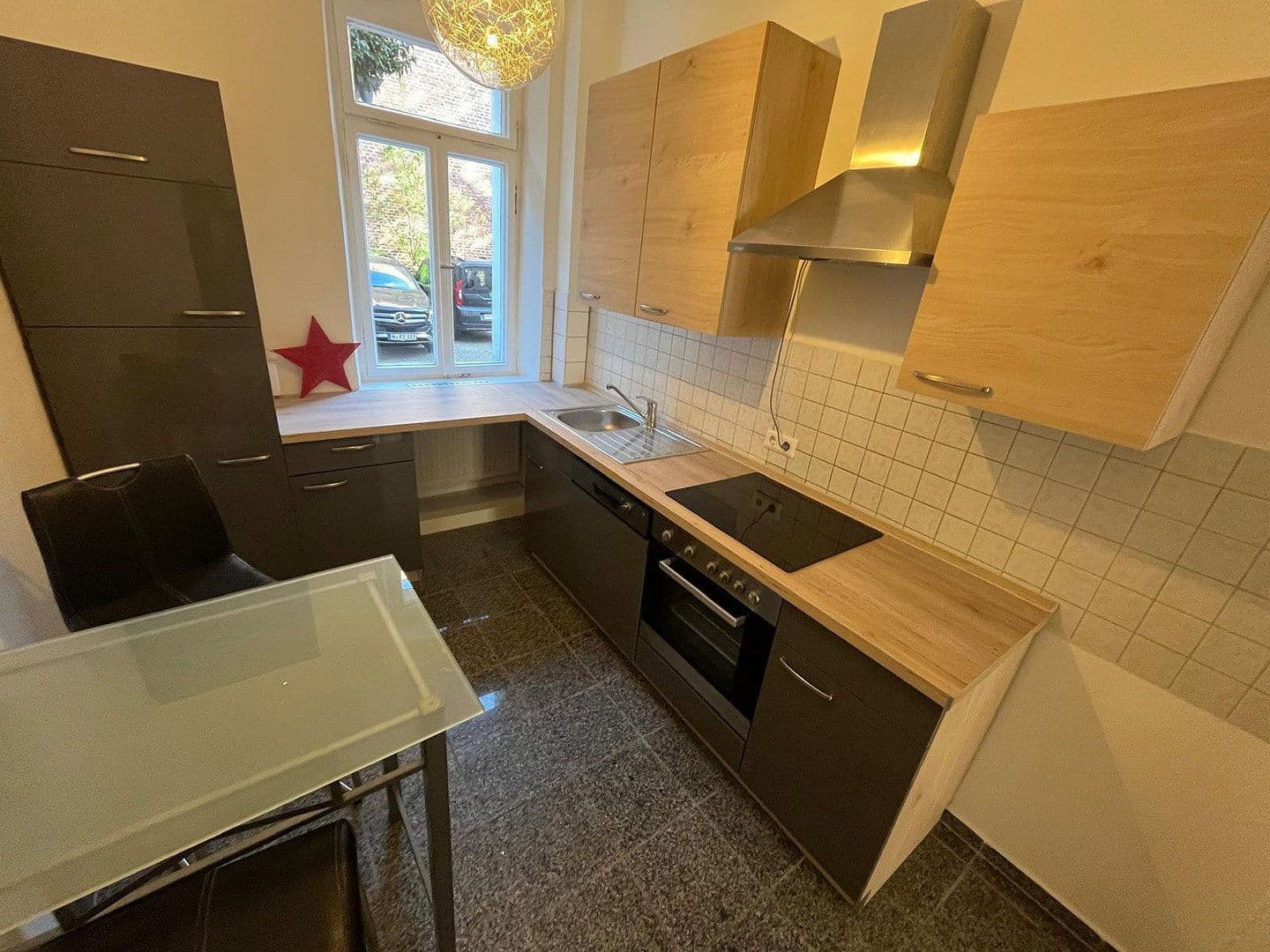Pronájem bytu 3+1 60 m², Arndtstraße 8, Nürnberg, Bavorsko Pronájem bytu 3+1 60 m², Arndtstraße 8, Nürnberg, Bavorsko