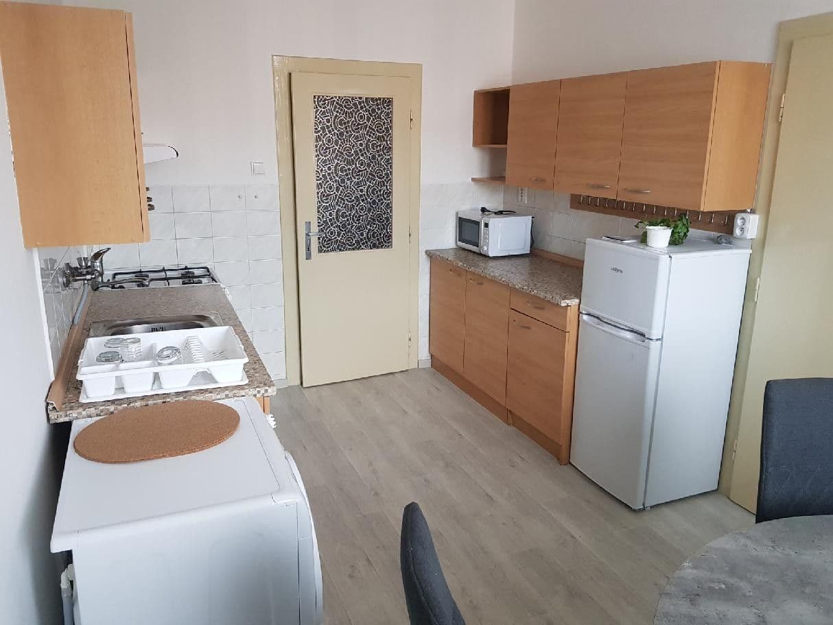 Pronájem bytu 2+1 56 m², třída Tomáše Bati, Zlín, Zlínský kraj Pronájem bytu 2+1 56 m², třída Tomáše Bati, Zlín, Zlínský kraj