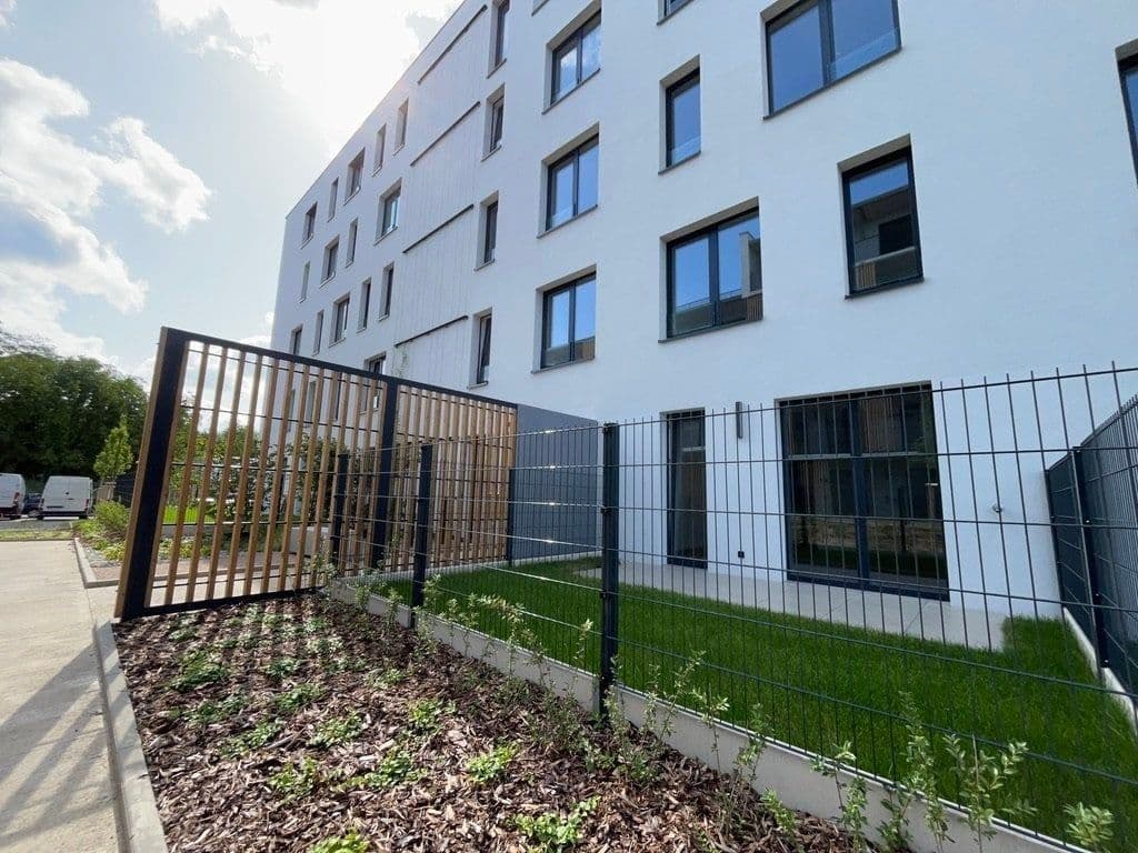 Pronájem bytu 2+kk 54 m², U Engerthu, Kladno, Středočeský kraj Pronájem bytu 2+kk 54 m², U Engerthu, Kladno, Středočeský kraj