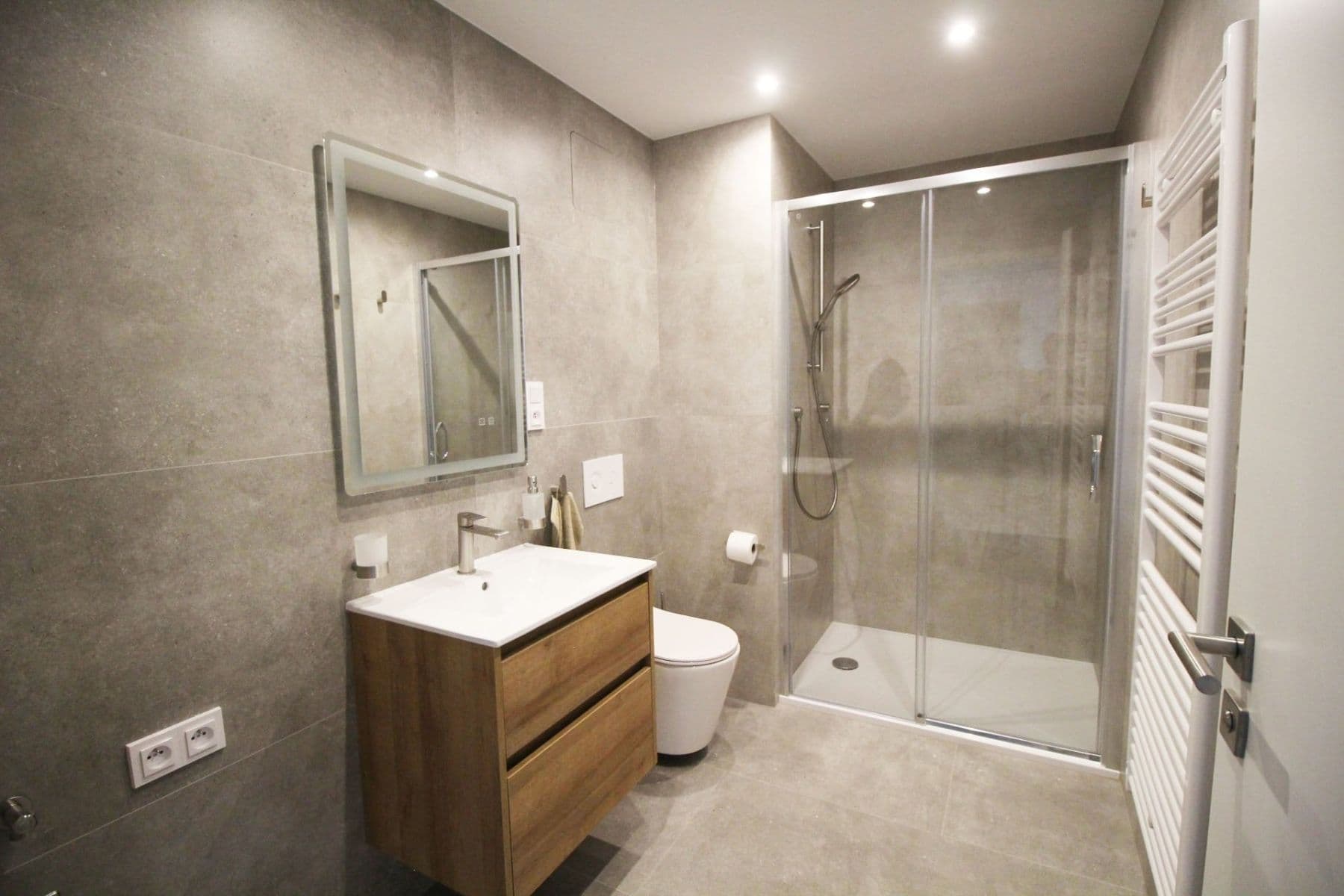 Pronájem bytu 2+kk 54 m², U Engerthu, Kladno, Středočeský kraj Pronájem bytu 2+kk 54 m², U Engerthu, Kladno, Středočeský kraj