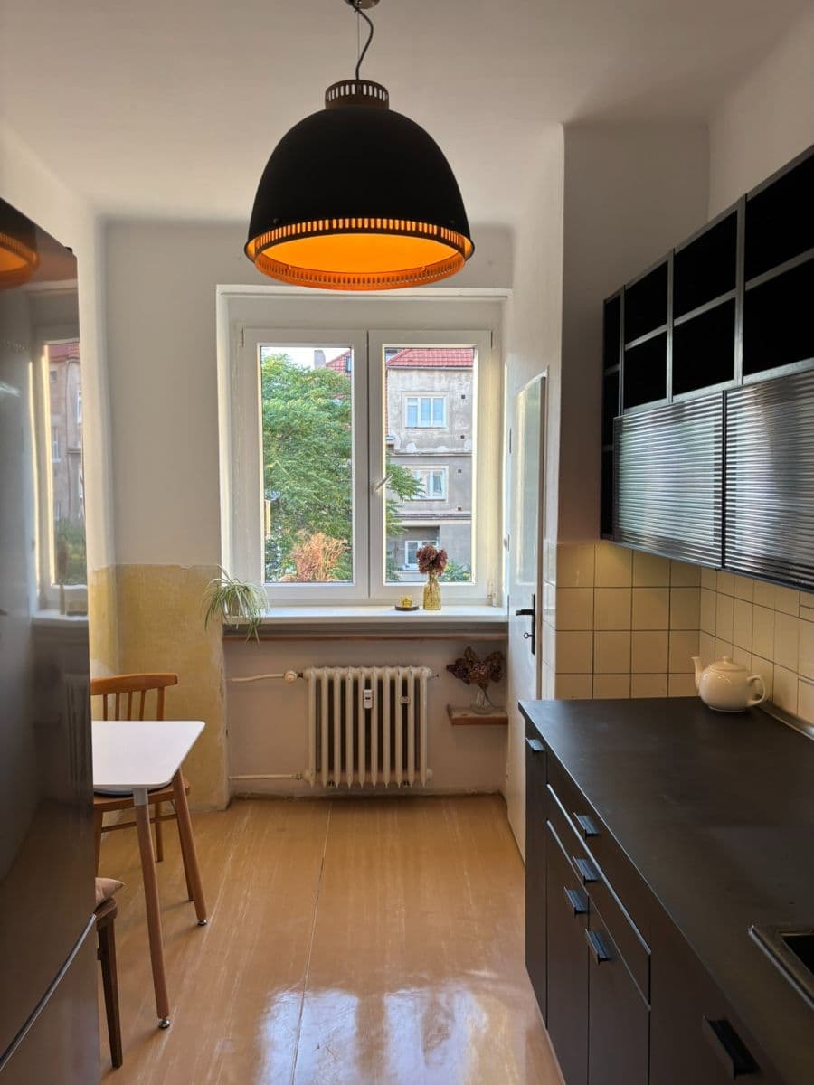 Pronájem bytu 1+1 37 m², U Měšťanského pivovaru, Praha, Praha Pronájem bytu 1+1 37 m², U Měšťanského pivovaru, Praha, Praha