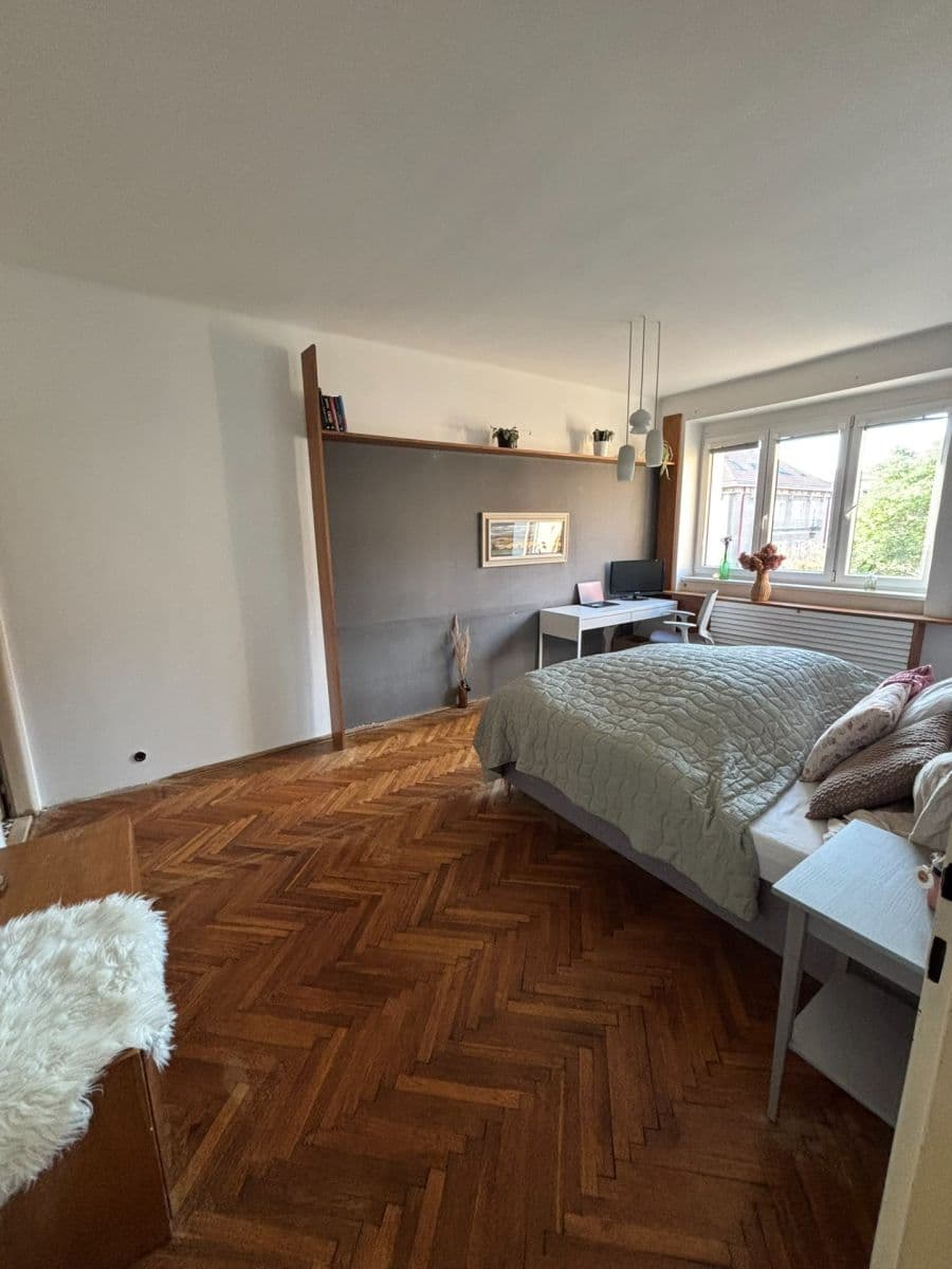 Pronájem bytu 1+1 37 m², U Měšťanského pivovaru, Praha, Praha Pronájem bytu 1+1 37 m², U Měšťanského pivovaru, Praha, Praha
