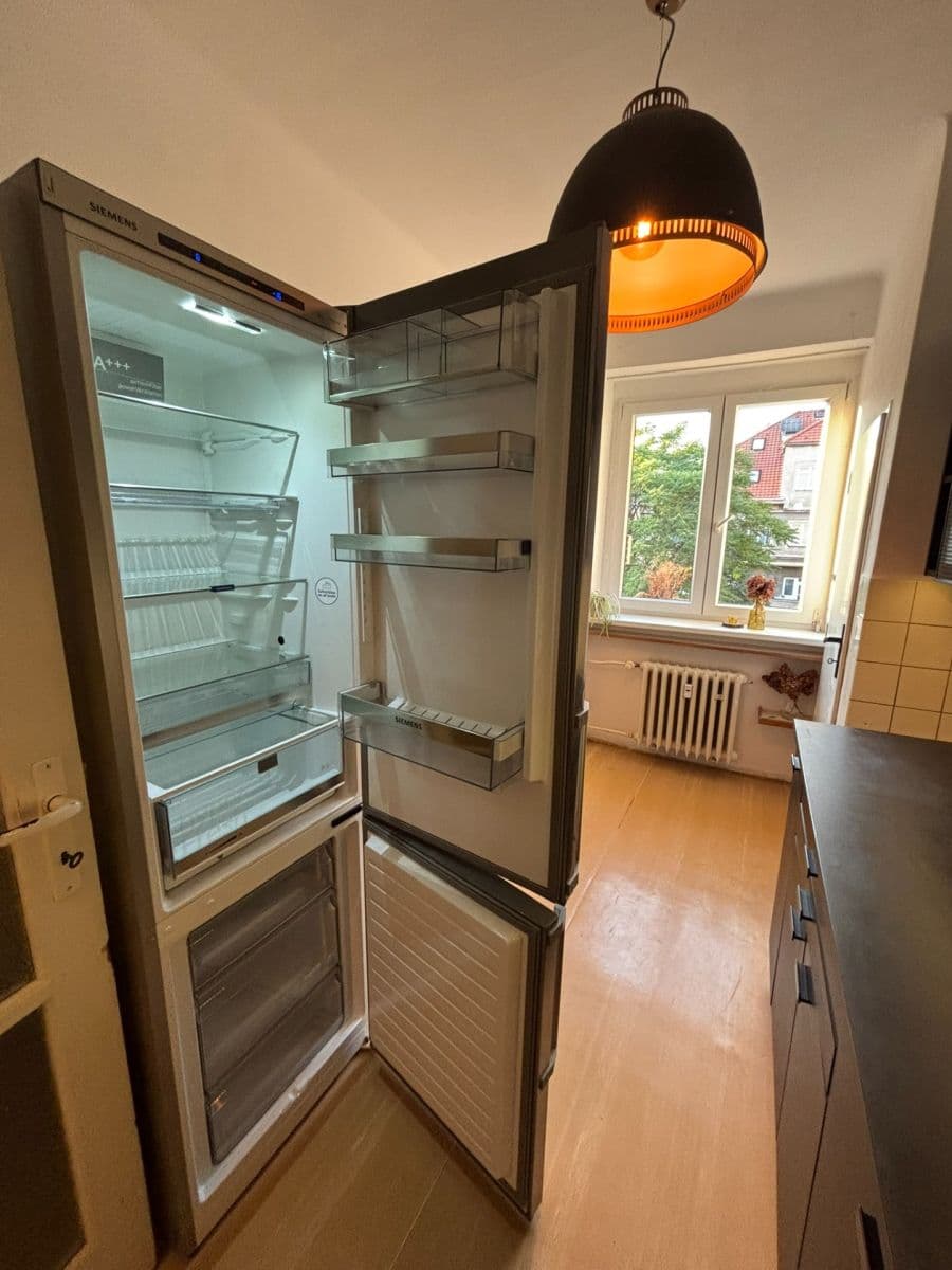 Pronájem bytu 1+1 37 m², U Měšťanského pivovaru, Praha, Praha Pronájem bytu 1+1 37 m², U Měšťanského pivovaru, Praha, Praha