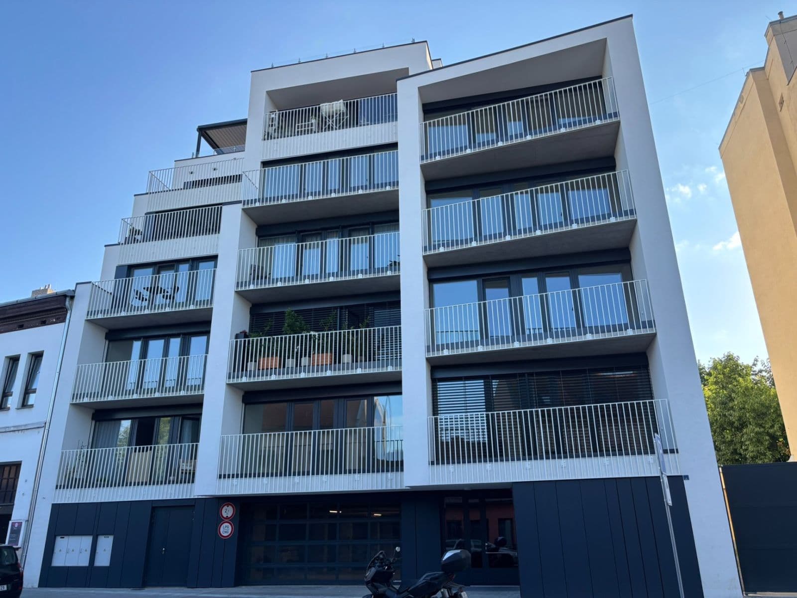 Pronájem bytu 2+kk 69 m², Poděbradova, Brno, Jihomoravský kraj Pronájem bytu 2+kk 69 m², Poděbradova, Brno, Jihomoravský kraj