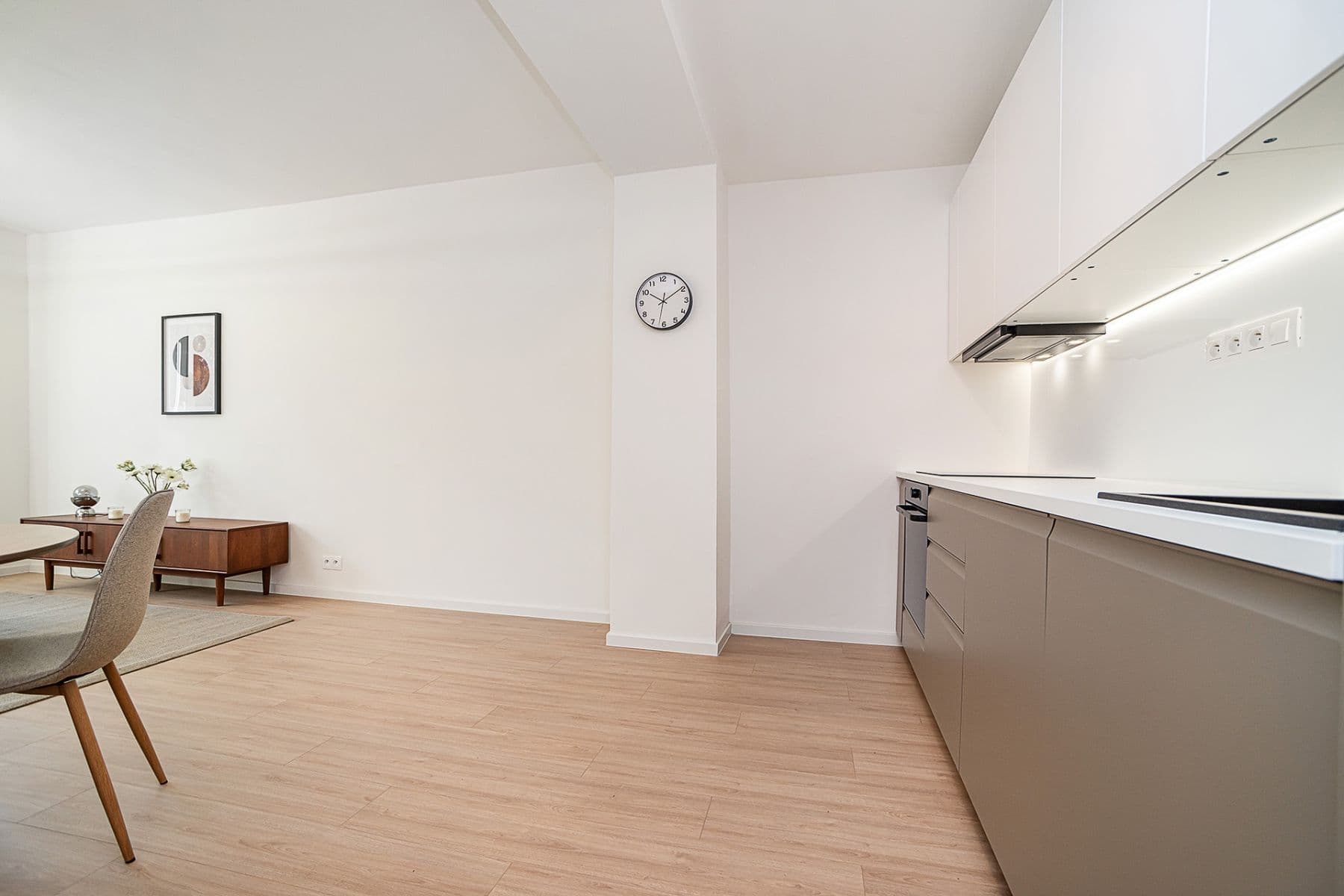 Prodej bytu 2+kk 42 m², Ruská, Praha, Praha Prodej bytu 2+kk 42 m², Ruská, Praha, Praha