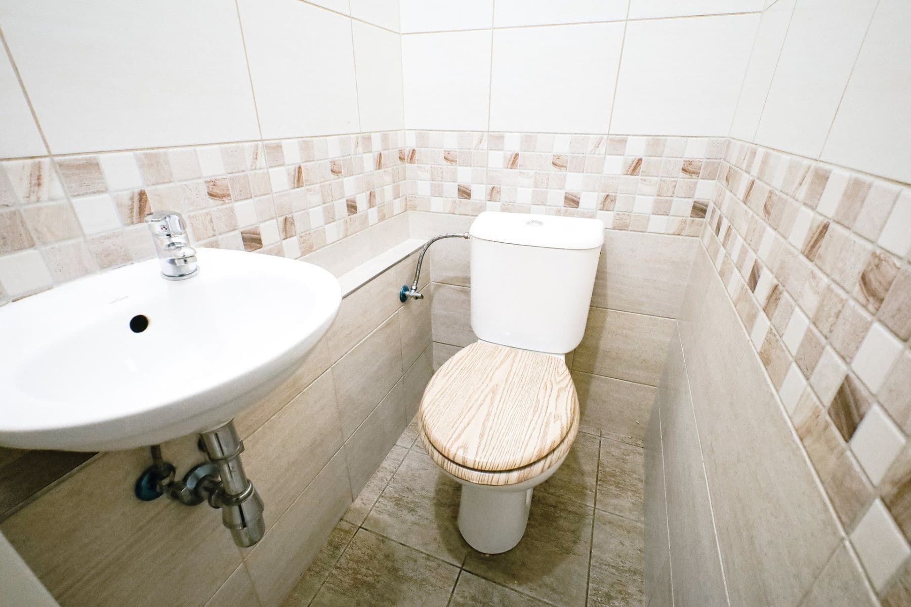Prodej bytu 2+kk 51 m², Vosmíkových, Praha, Praha Prodej bytu 2+kk 51 m², Vosmíkových, Praha, Praha