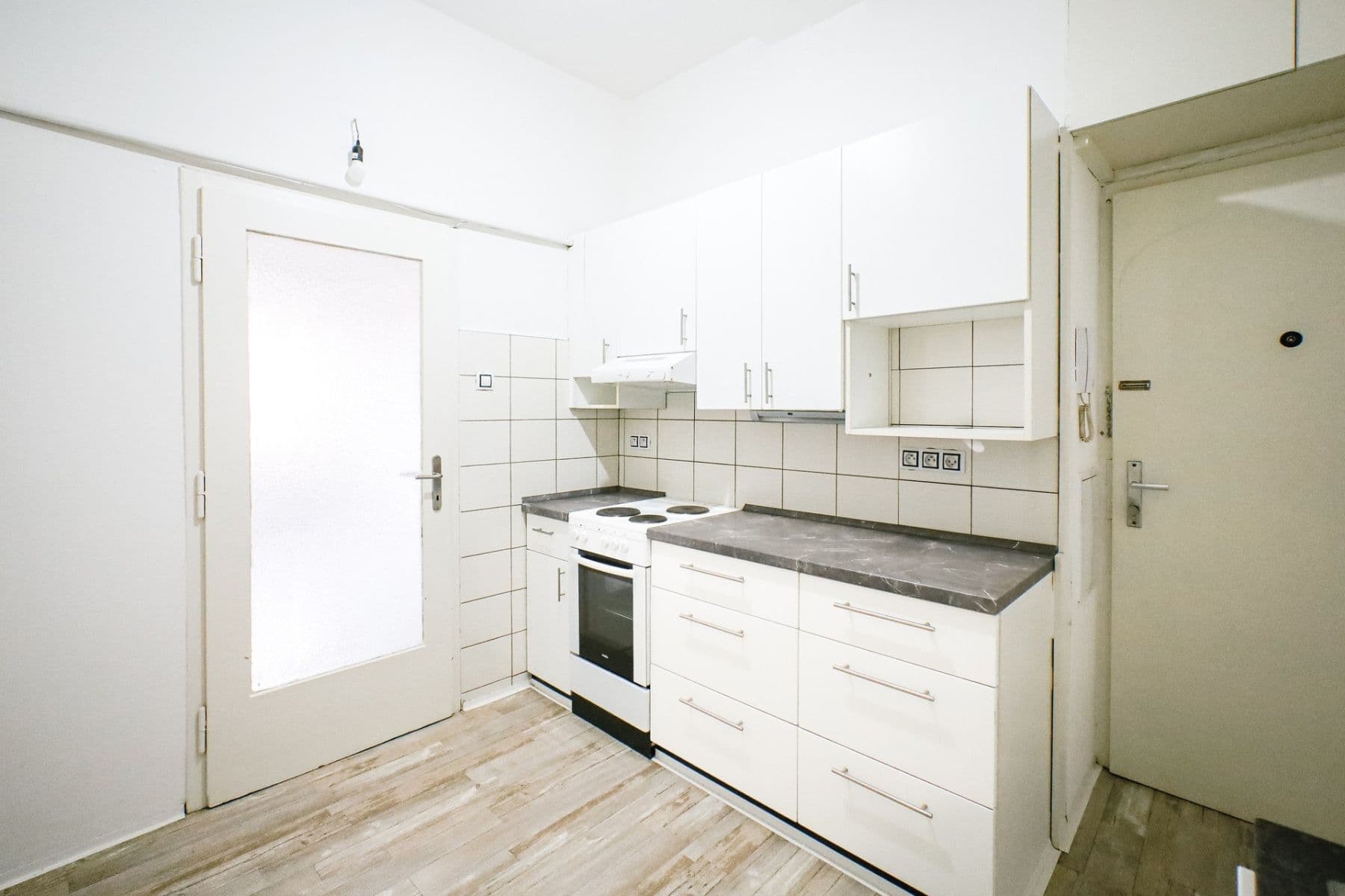 Prodej bytu 2+kk 51 m², Vosmíkových, Praha, Praha Prodej bytu 2+kk 51 m², Vosmíkových, Praha, Praha