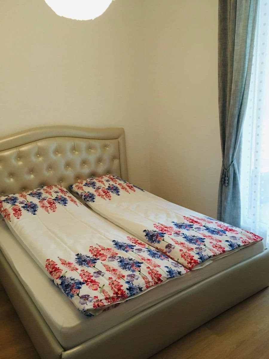 Pronájem bytu 2+kk 42 m², Plzeňská, Praha, Praha Pronájem bytu 2+kk 42 m², Plzeňská, Praha, Praha