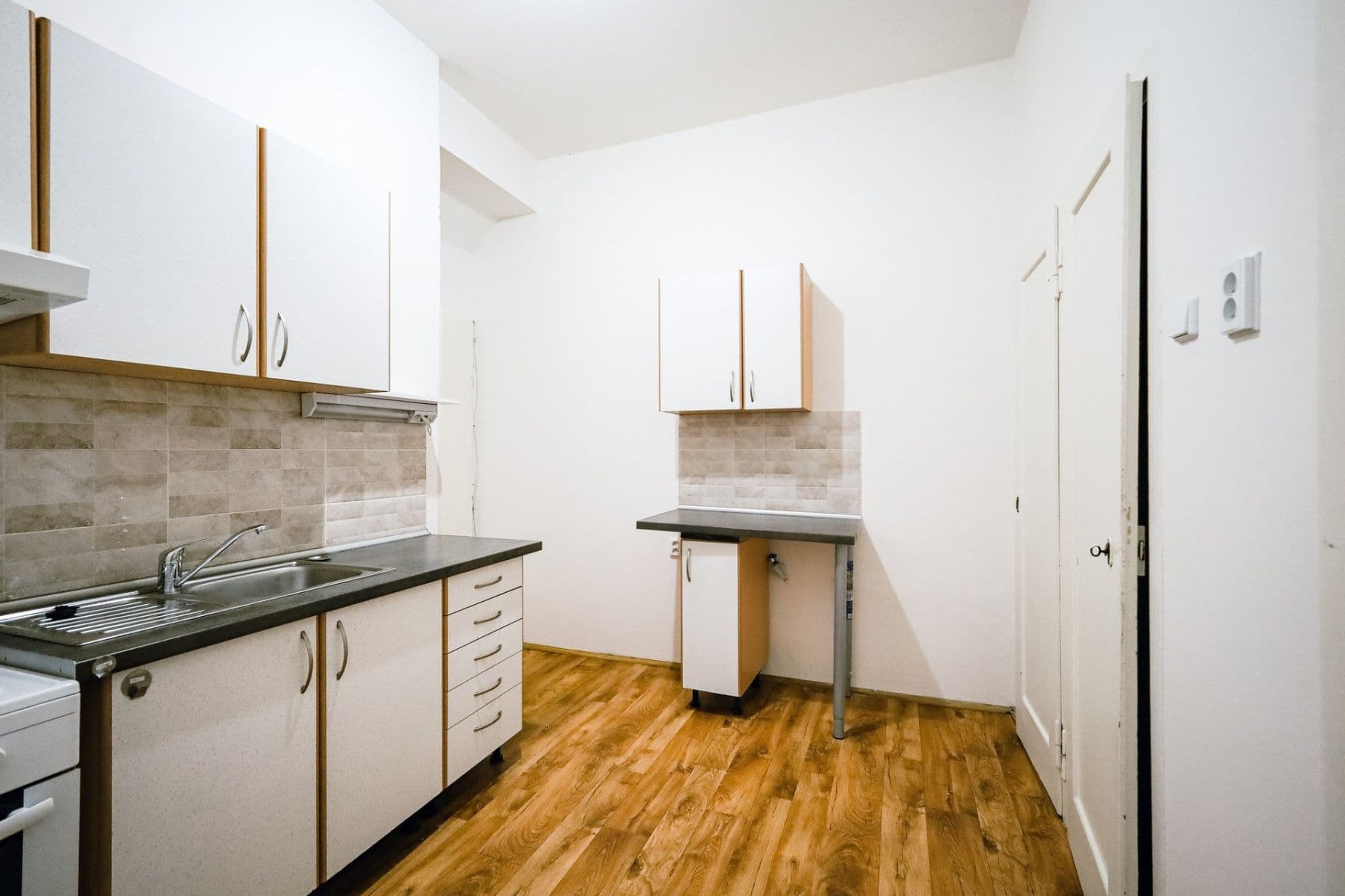 Prodej bytu 2+kk 50 m², Vosmíkových, Praha, Praha Prodej bytu 2+kk 50 m², Vosmíkových, Praha, Praha