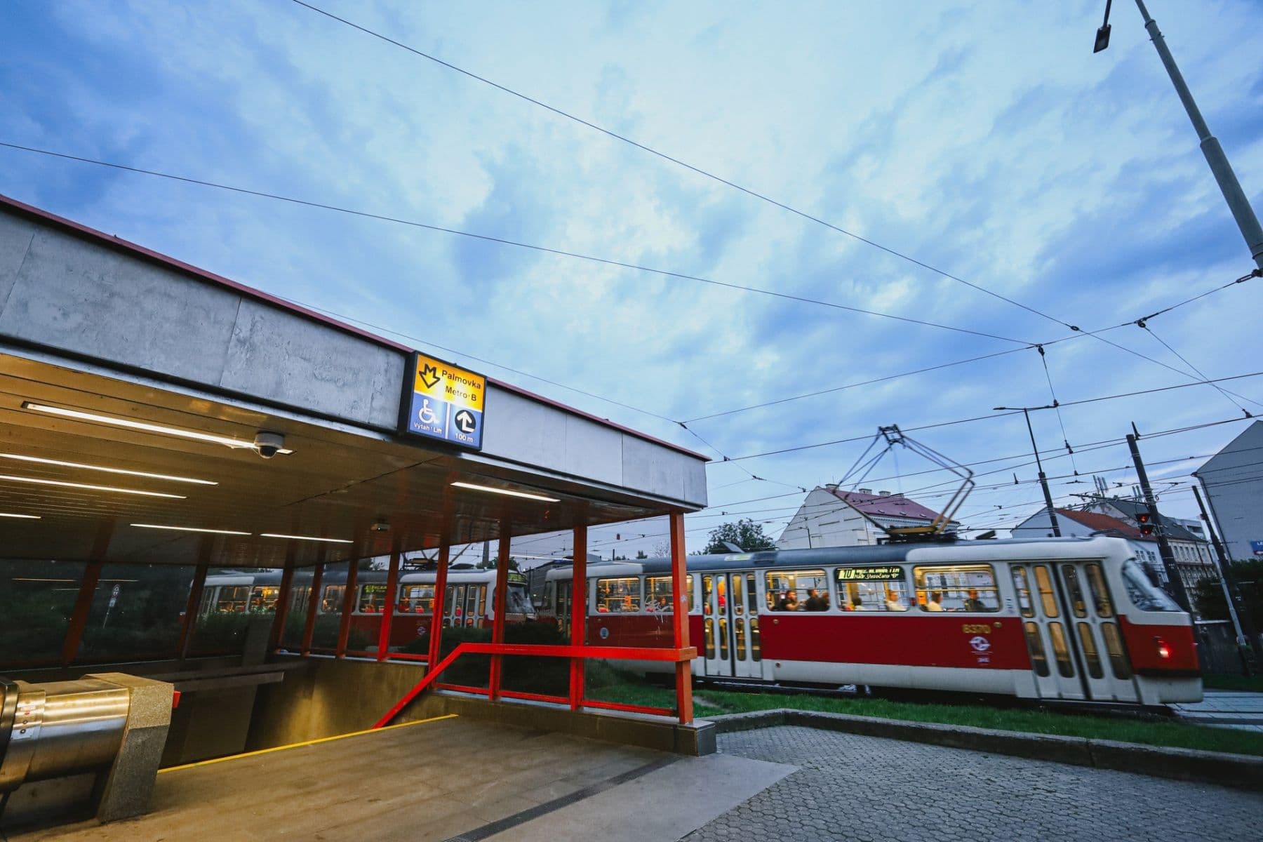 Prodej bytu 2+kk 47 m², Vosmíkových, Praha, Praha Prodej bytu 2+kk 47 m², Vosmíkových, Praha, Praha