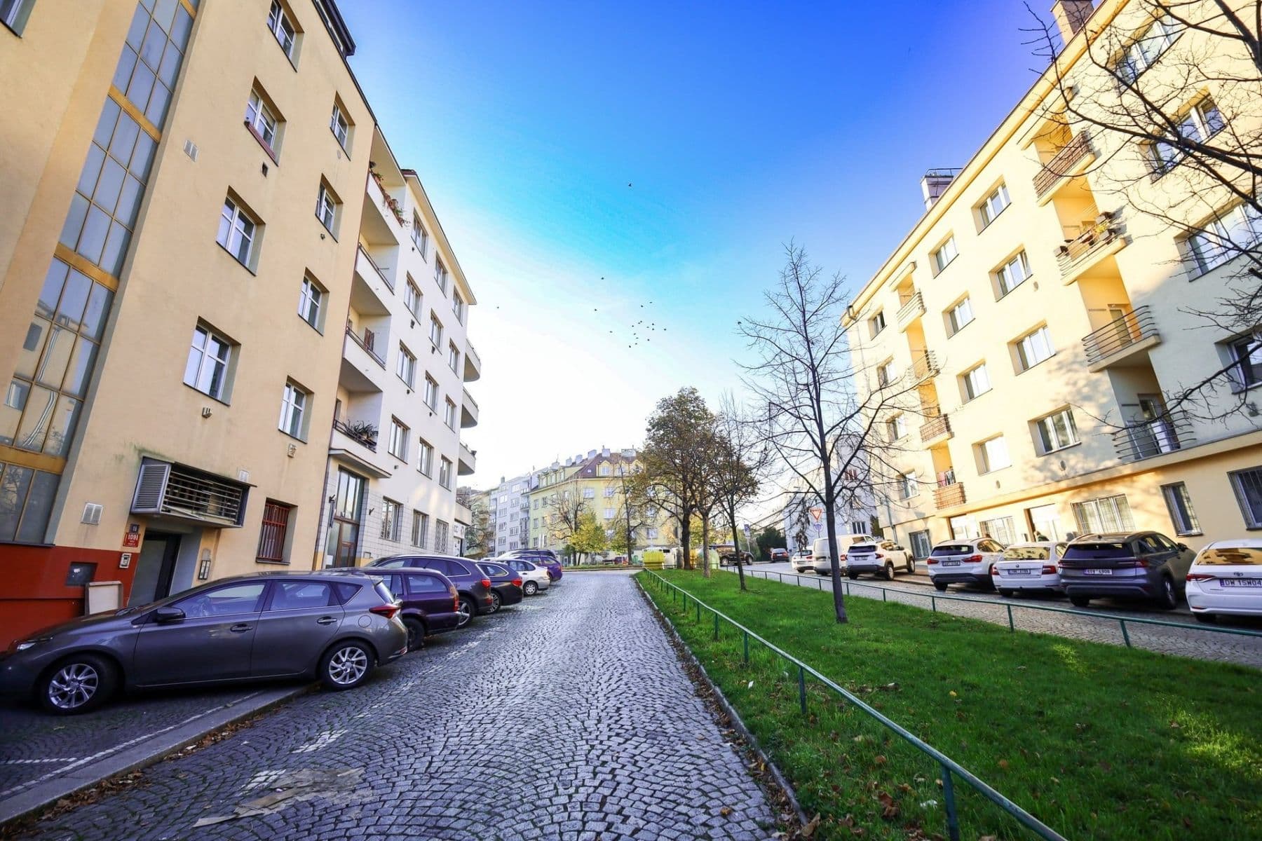 Prodej bytu 1+1 45 m², Žateckých, Praha, Praha Prodej bytu 1+1 45 m², Žateckých, Praha, Praha